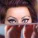 Il secondo ritrae un dettaglio degli occhi di Sophia Loren. Fu Maria Scicolone, sorella di Sophia, a proporle di diventare la fotografa personale della diva. Unidea che per lei rifiut, sempre per assecondare il suo bisogno di indipendenza